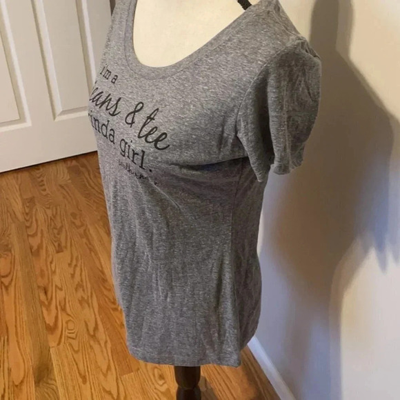 I’m a Jeans and Tee Kinda Girl Graphic T-shirt L - Picture 4 of 6